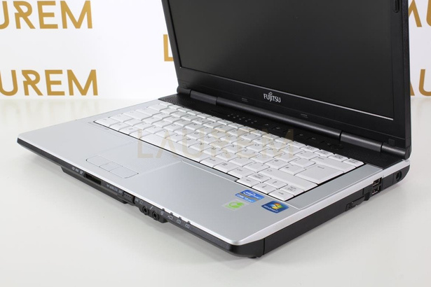 ZESTAW DLA UCZNIA FUJITSU S751 + ETUI + SŁUCHAWKI + PENDRIVE